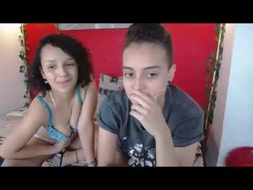 2hotbitches chaturbate