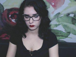 AdelynnLuxury bongacams