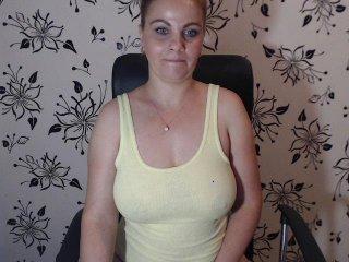 adelamilfsexy bongacams