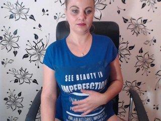 adelamilfsexy bongacams