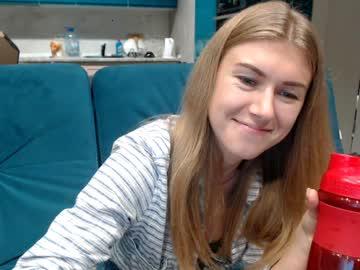 adelina_22 chaturbate