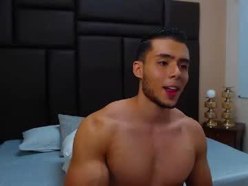 adrian_gomez271 chaturbate