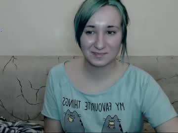 adrianneshy chaturbate