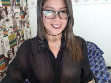 alessandralove22 chaturbate