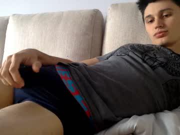 alex_g23 chaturbate