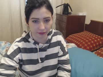 alexandralittlelady chaturbate