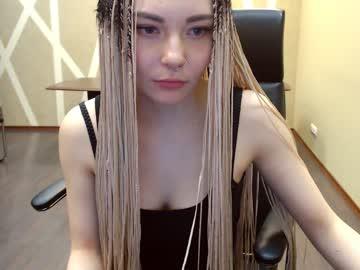 alice_18yng chaturbate