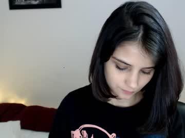 ameliemagic77 chaturbate