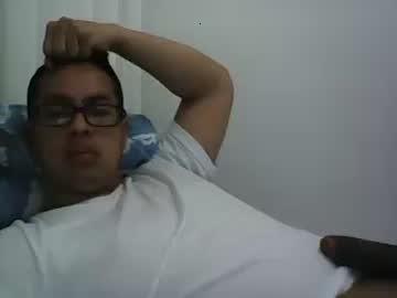 andrecito2365 chaturbate