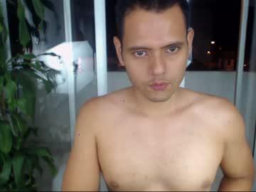 andrew_santamaria chaturbate