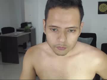 andrew_santamaria chaturbate