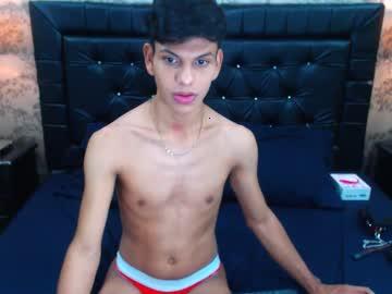 andy_hot_latin chaturbate