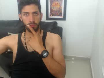 angel_zeus chaturbate