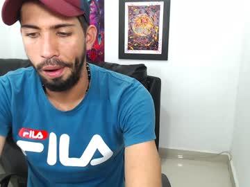 angel_zeus chaturbate