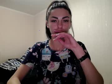 angel_zoe77 chaturbate