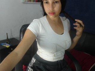 angie-leon774 bongacams