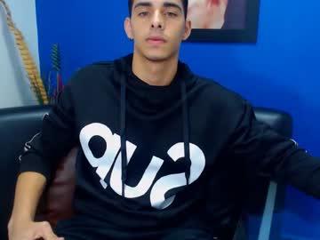 anthonyxxxhot chaturbate