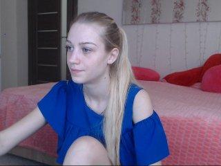 AprilSunny bongacams