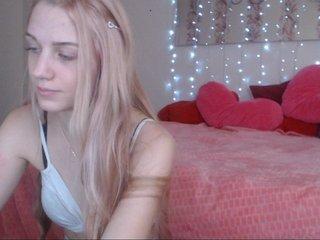 AprilSunny bongacams