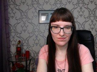 AprilViolent bongacams