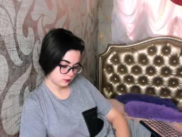 aprilwhiteee chaturbate