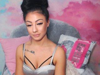 ArianaCoco bongacams