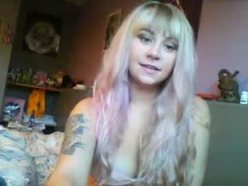 arielfaee123 chaturbate