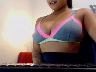 ashlynxx1 bongacams