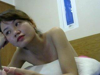 Asiagirl99 bongacams