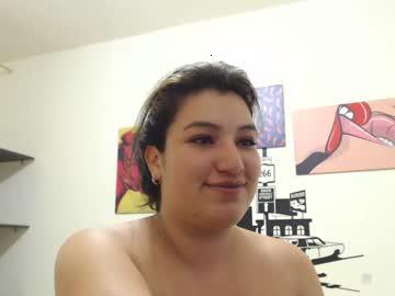 avrilsantamaria chaturbate