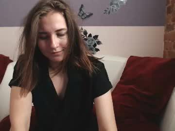 batty_blow chaturbate