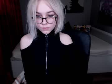 beatrice11blondie chaturbate