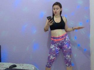 Bellastar97 bongacams