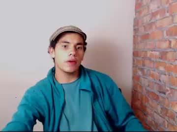 benny_jones chaturbate