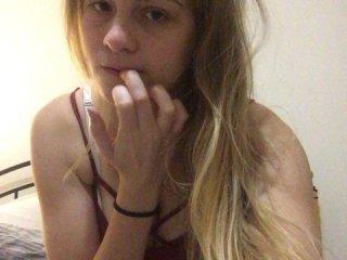 Bigboobscourt bongacams