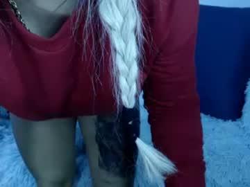 bigtitsdelia chaturbate