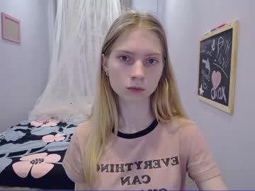 blonde_girldreams chaturbate