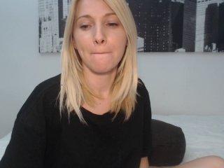 blondishhot88 bongacams