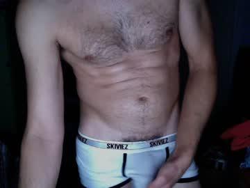 brief_boy_2000 chaturbate