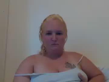 brittneycane1995 chaturbate