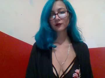 broknslutprincess chaturbate