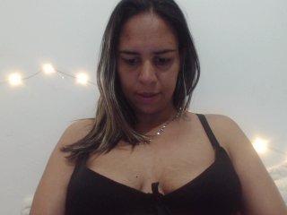 Bunnylovepari bongacams