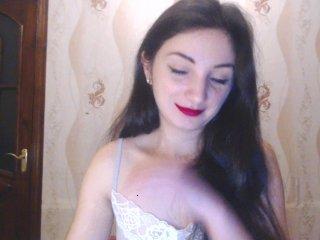 Camillla13 bongacams