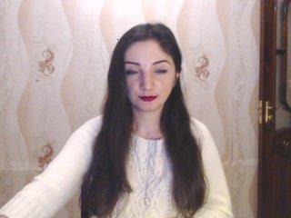 Camillla13 bongacams