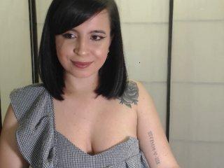 camila-doll10 bongacams