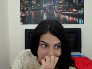 camilamedina2 bongacams