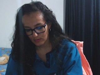 Carolina-p00 bongacams