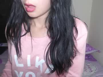 caroline_dachs chaturbate