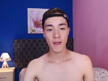 chris_rose chaturbate