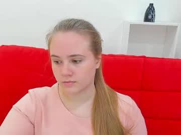 courtneyjoysons chaturbate